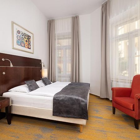 City Hotel Matyas Budapest Room photo