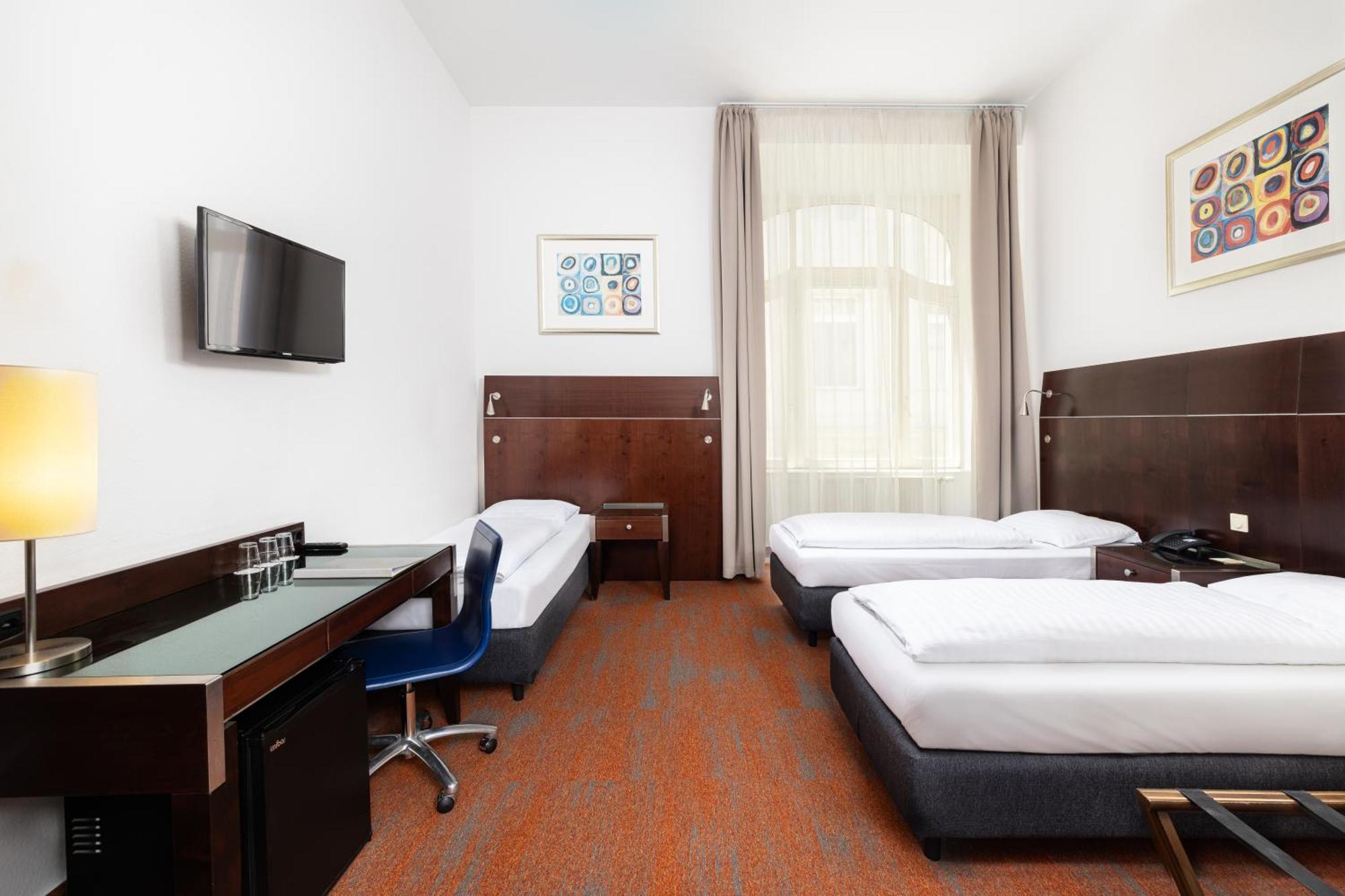 City Hotel Matyas Budapest Exterior photo