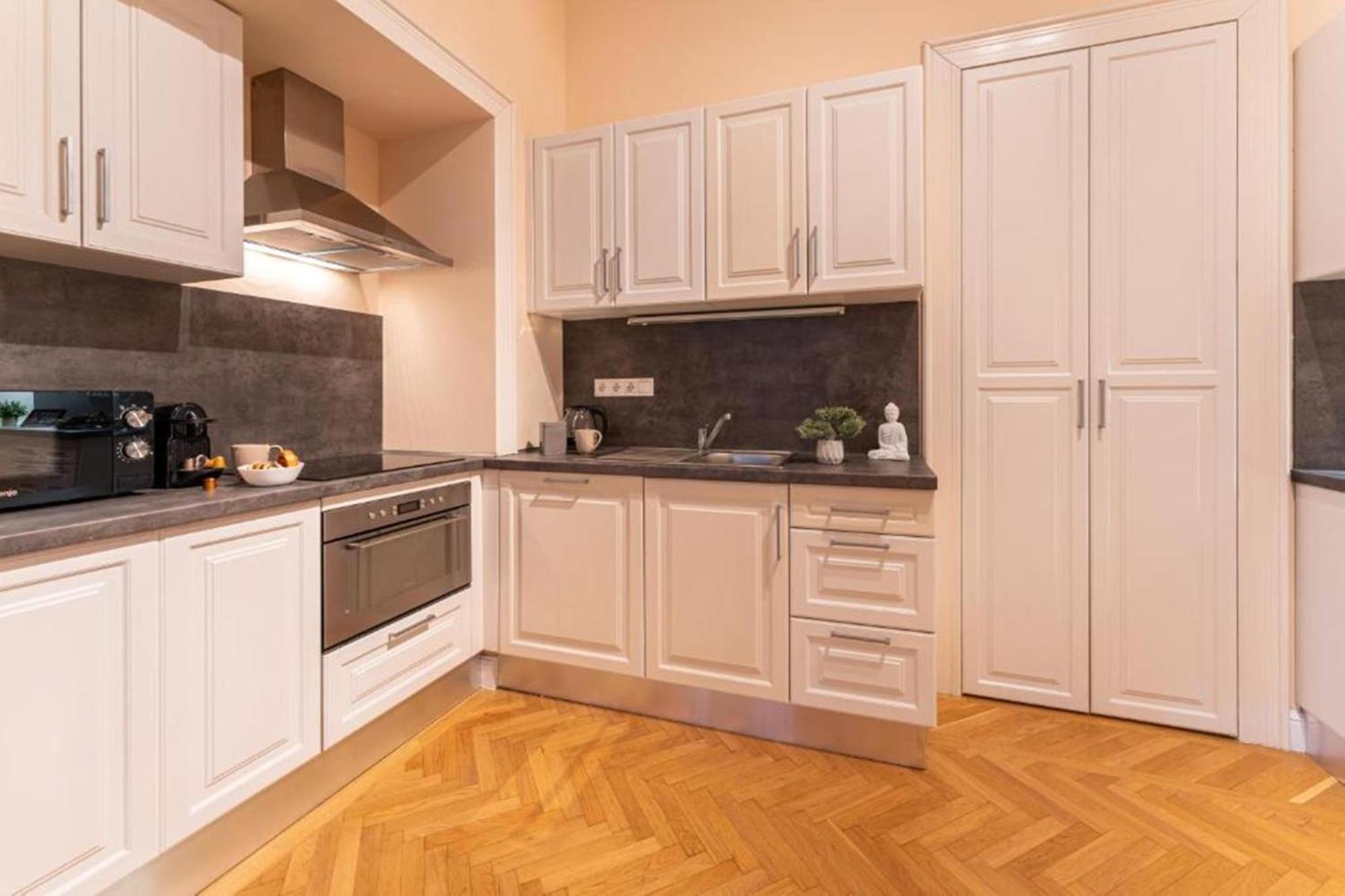 City Hotel Matyas Budapest Room photo